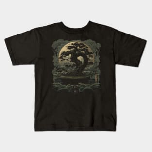 Bonsai Tree and Moon - Japanese Traditional Artwork Drawing Kids T-Shirt